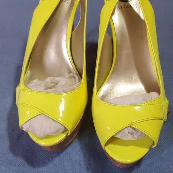 GUESS PEEP TOE SLINGBACK HIGH HEEL - Picture 9 of 10